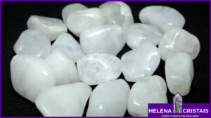 Quartzo Leitoso (Quartzo Fantasma) e seus significados e propriedades